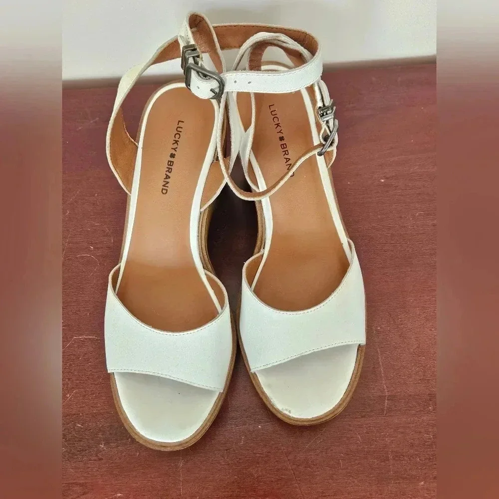 Lucky Brand Womens Green  Ankle Strap /Lk-Wyndin  Heels Size 8M